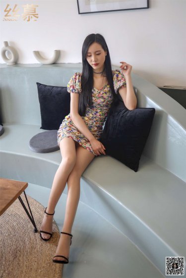 《美女背影图片》